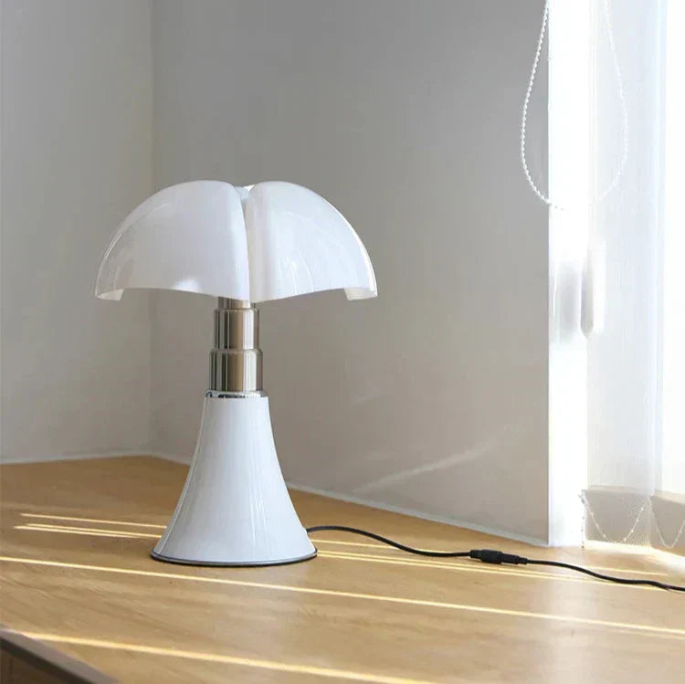 Elegant LED-lampa med Klassisk Design – Energieffektiv Varm Belysning för Vardagsrum och Sovrum 8