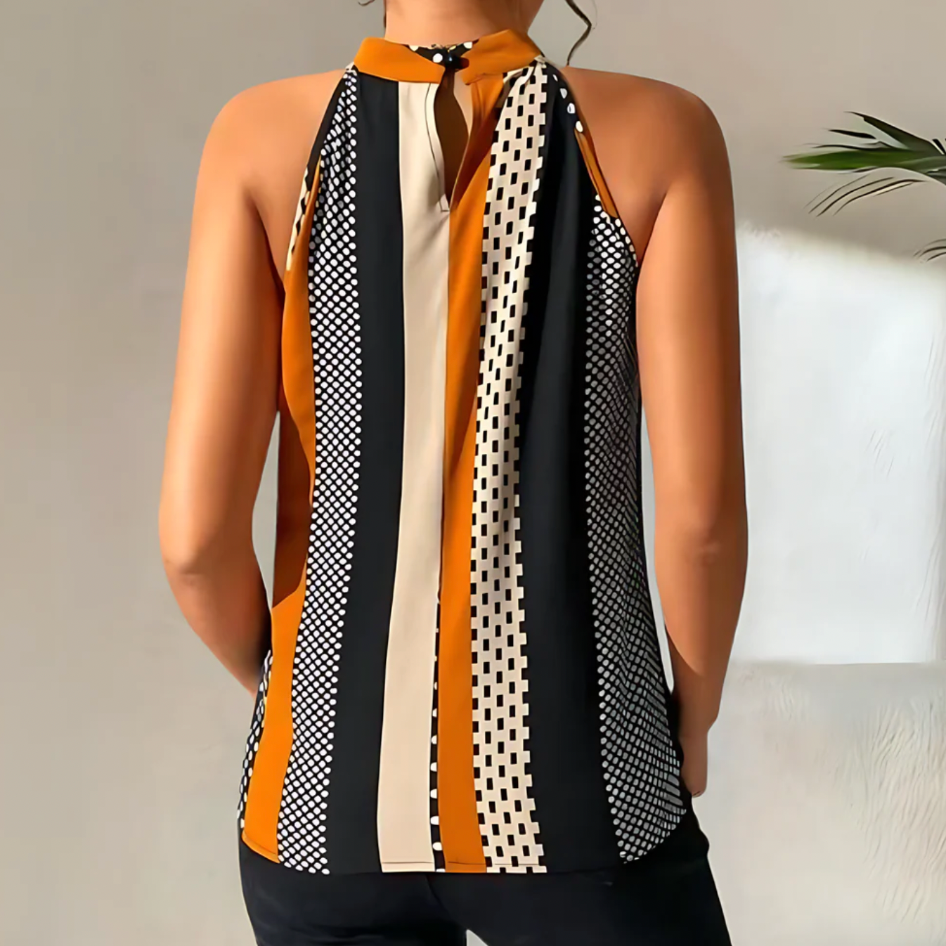 Clementine Damens Topp - Elegant Svart med Unikt Tryck-3