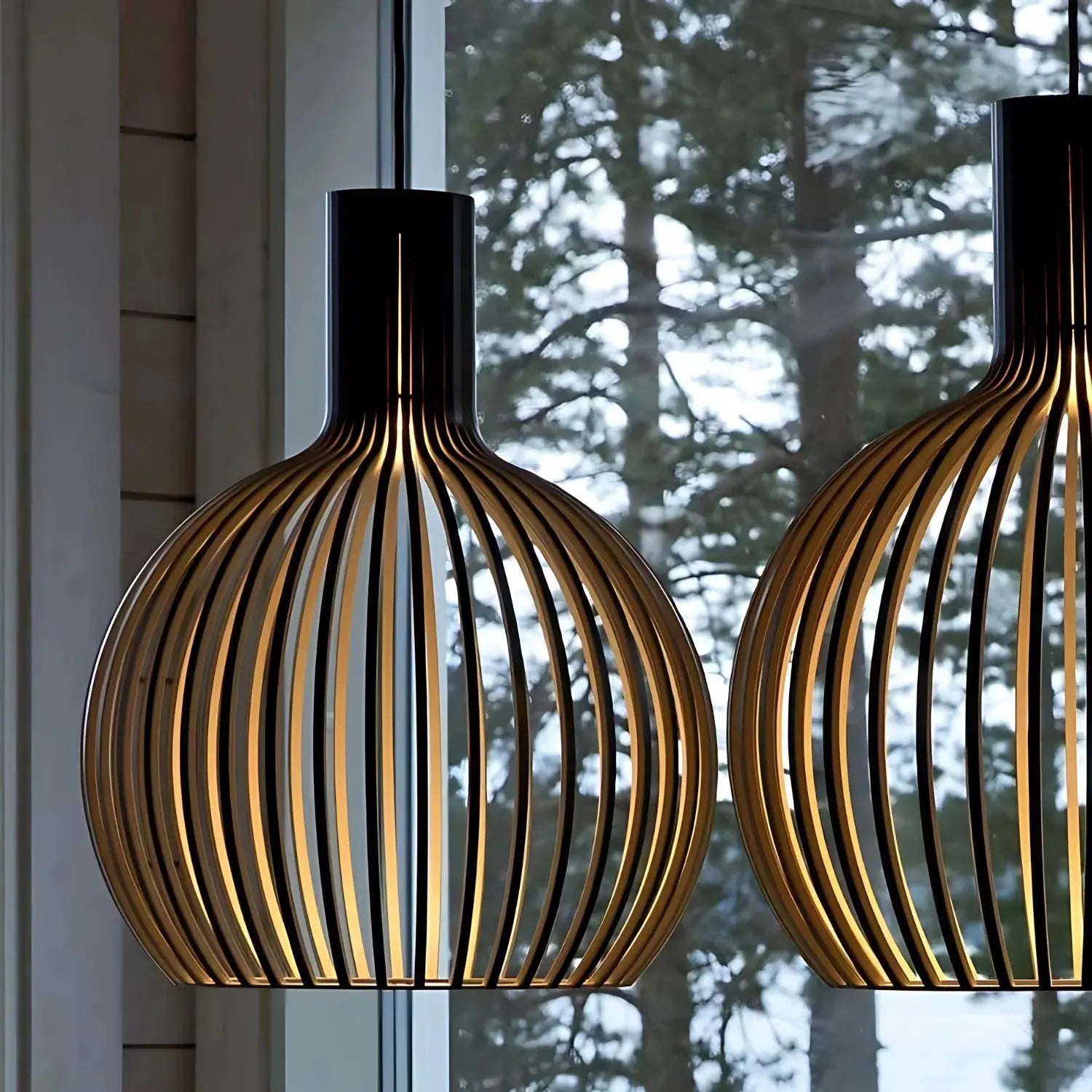 Elegant Hänglampa i Trä med Justerbar Höjd – Skandinavisk Design för Vardagsrum och Sovrum 1