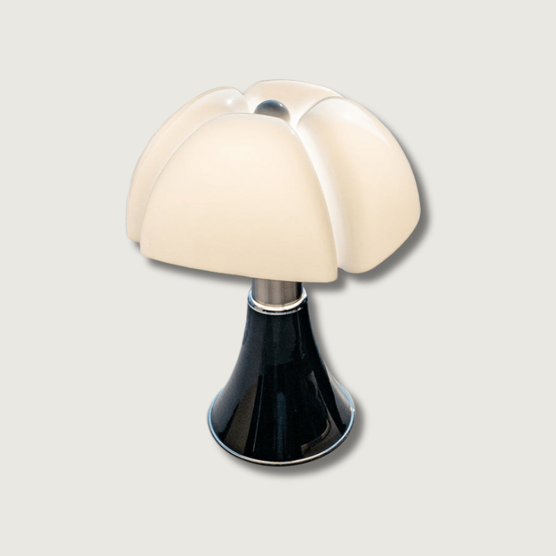 Elegant LED-lampa med Klassisk Design – Energieffektiv Varm Belysning för Vardagsrum och Sovrum 0