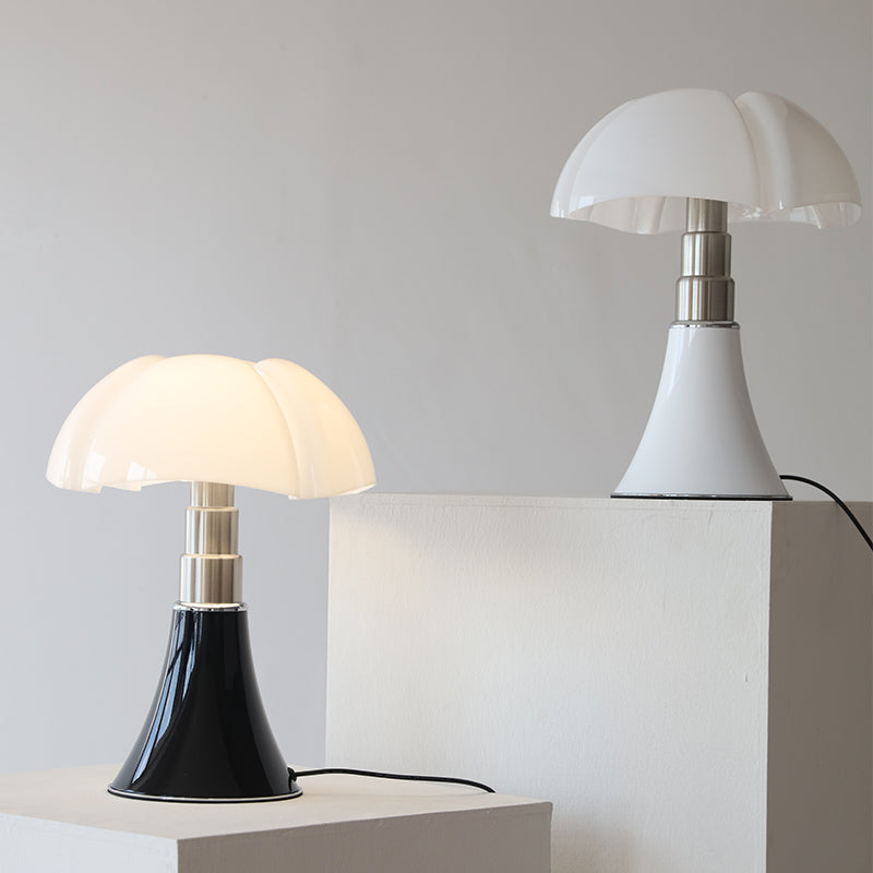 Elegant LED-lampa med Klassisk Design – Energieffektiv Varm Belysning för Vardagsrum och Sovrum 1
