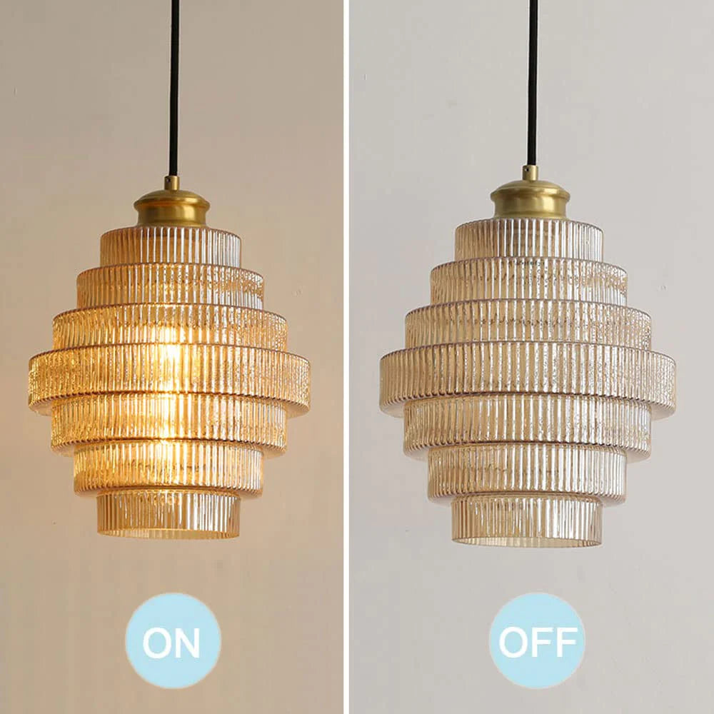 Flaskformad Hängande Lampa i Mässing och Glas – Vintage Taklampa för Elegant Belysning 4