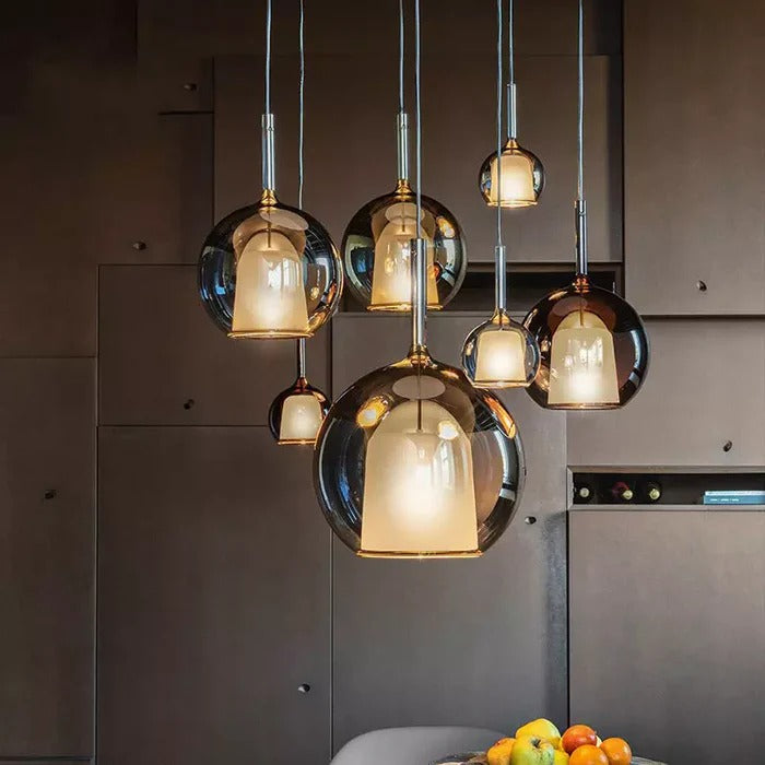 Skandinavisk Pendellampa i Aluminium och Glas – Minimalistisk Design för Hemmet 0