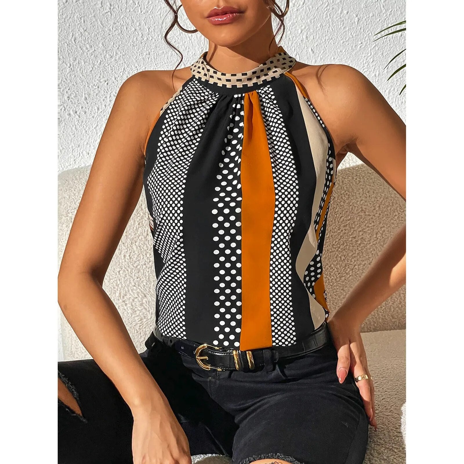 Clementine Damens Topp - Elegant Svart med Unikt Tryck-1